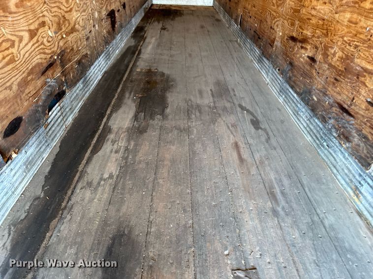 image for item DJ6229 1998 Stoughton  AVW-485T-S-C dry van trailer