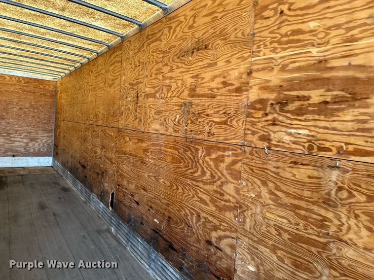 image for item DJ6229 1998 Stoughton  AVW-485T-S-C dry van trailer