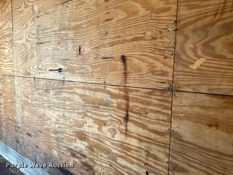 image for item DJ6229 1998 Stoughton  AVW-485T-S-C dry van trailer