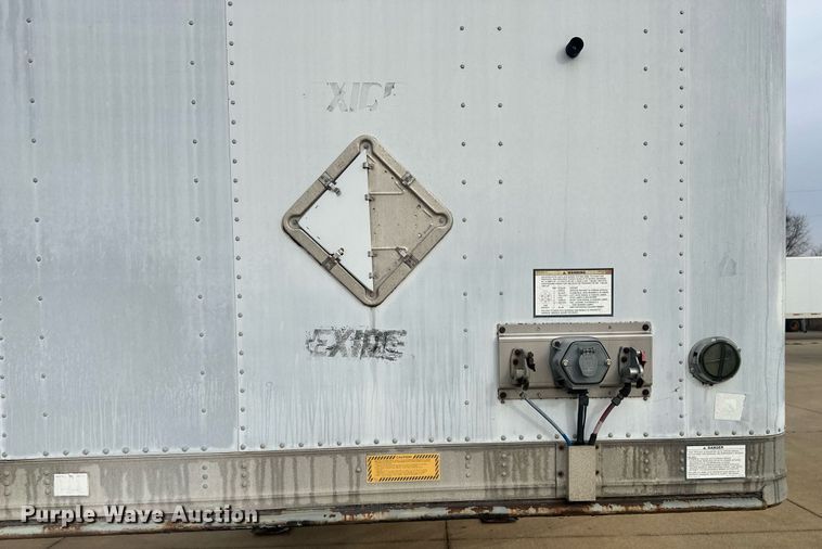 image for item DJ6230 2001 Great Dane 7411TP-SA dry van trailer