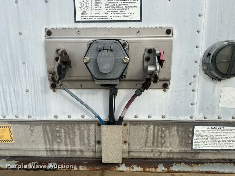 image for item DJ6230 2001 Great Dane 7411TP-SA dry van trailer