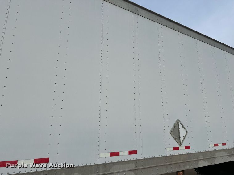 image for item DJ6230 2001 Great Dane 7411TP-SA dry van trailer
