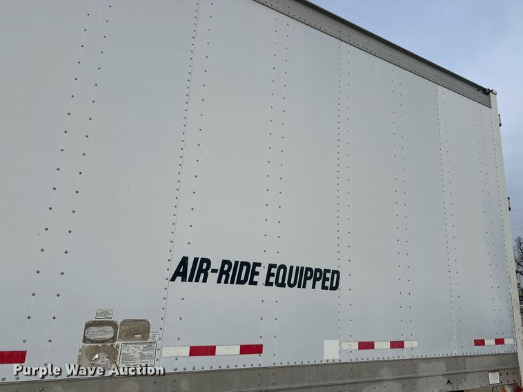 image for item DJ6230 2001 Great Dane 7411TP-SA dry van trailer