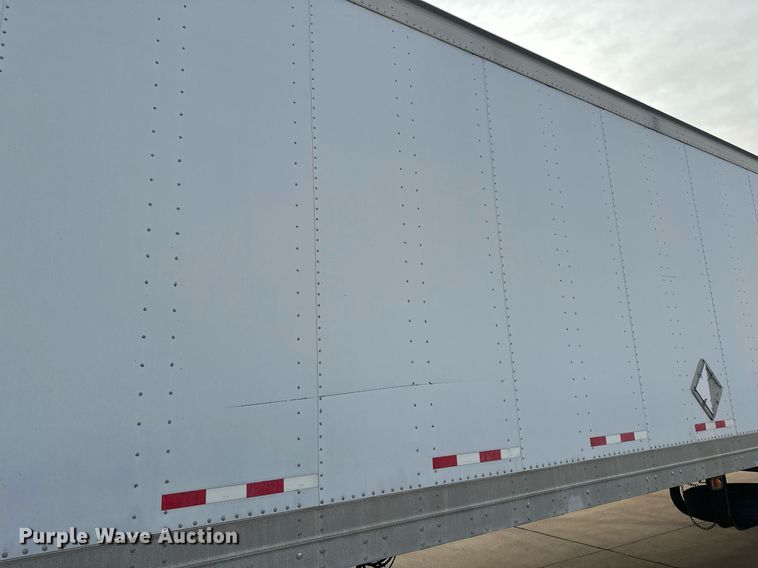 image for item DJ6230 2001 Great Dane 7411TP-SA dry van trailer