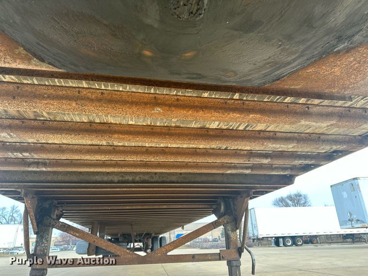 image for item DJ6230 2001 Great Dane 7411TP-SA dry van trailer