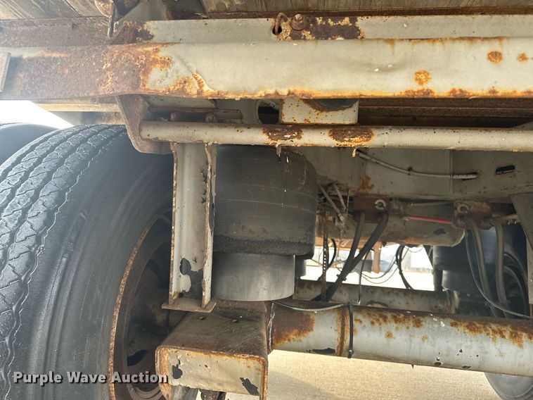 image for item DJ6230 2001 Great Dane 7411TP-SA dry van trailer