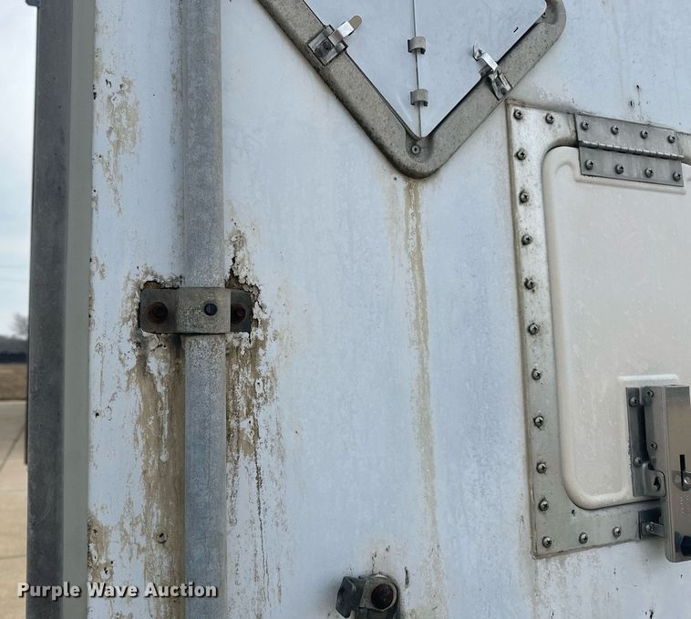 image for item DJ6230 2001 Great Dane 7411TP-SA dry van trailer