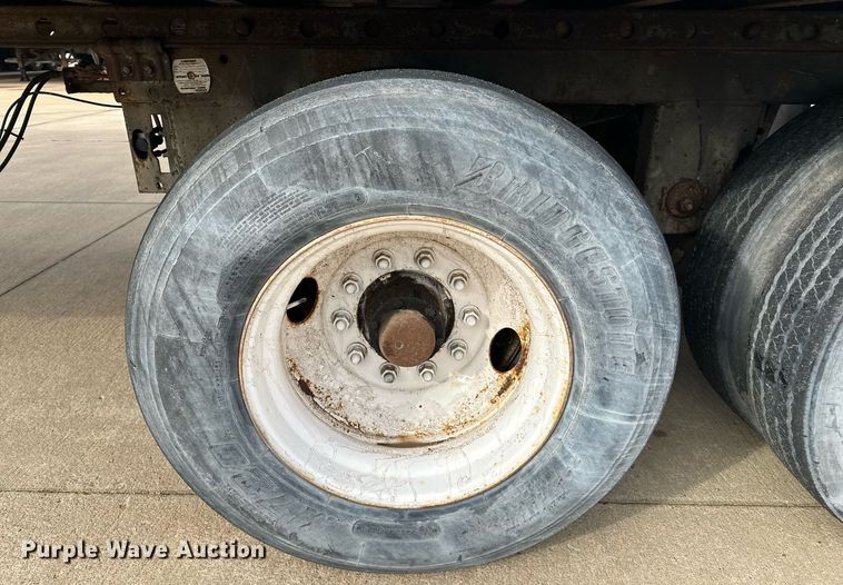 image for item DJ6230 2001 Great Dane 7411TP-SA dry van trailer