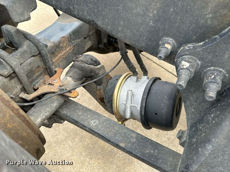 image for item DJ6231 2016 Freightliner Cascadia Evolution  semi truck