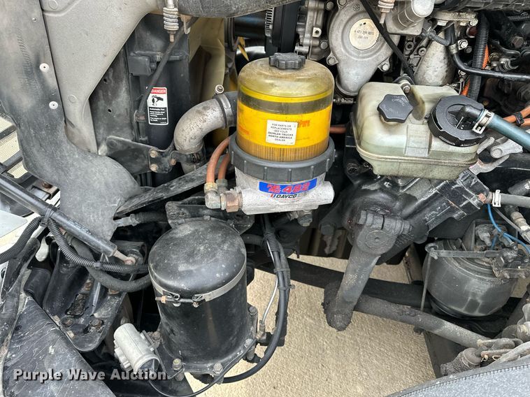 image for item DJ6232 2014 Freightliner  Cascadia Evolution semi truck