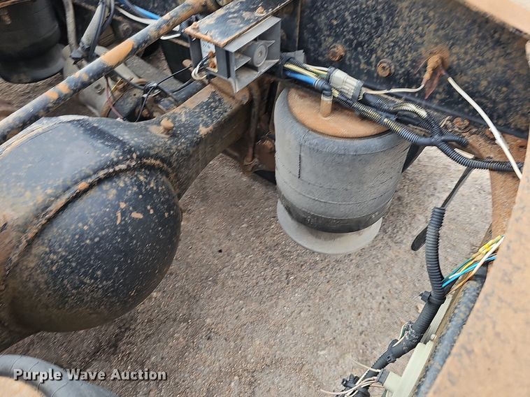 image for item DK0542 2007 Freightliner Columbia semi truck