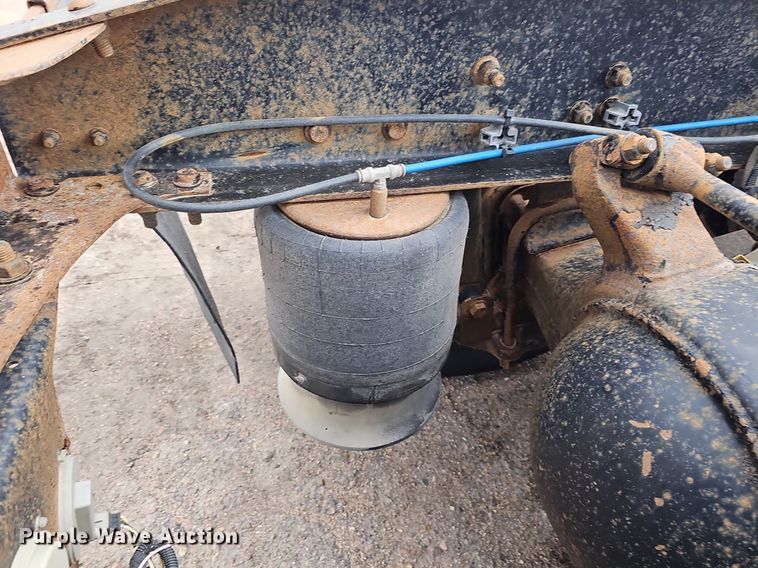 image for item DK0542 2007 Freightliner Columbia semi truck