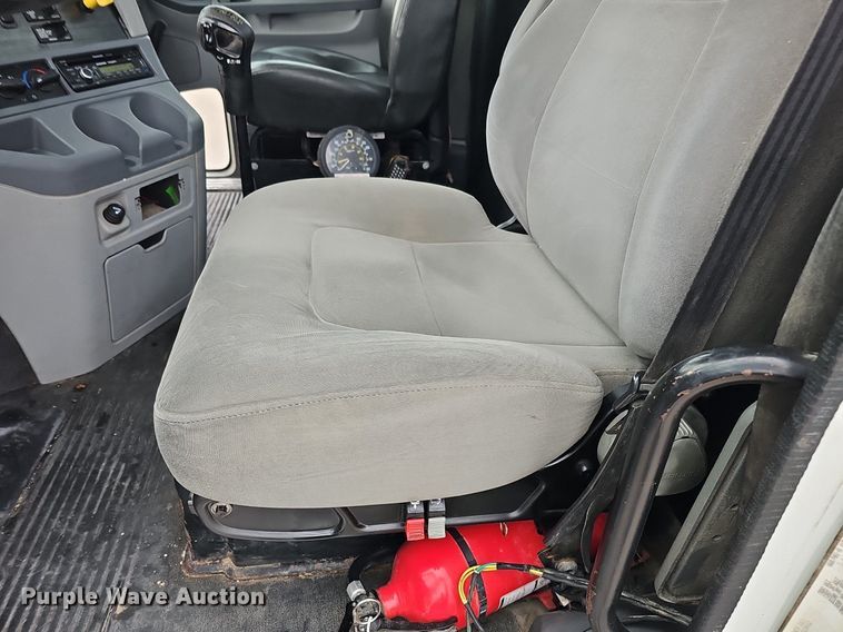 image for item DK0542 2007 Freightliner Columbia semi truck