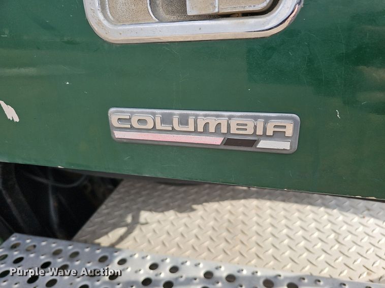 image for item DK0542 2007 Freightliner Columbia semi truck