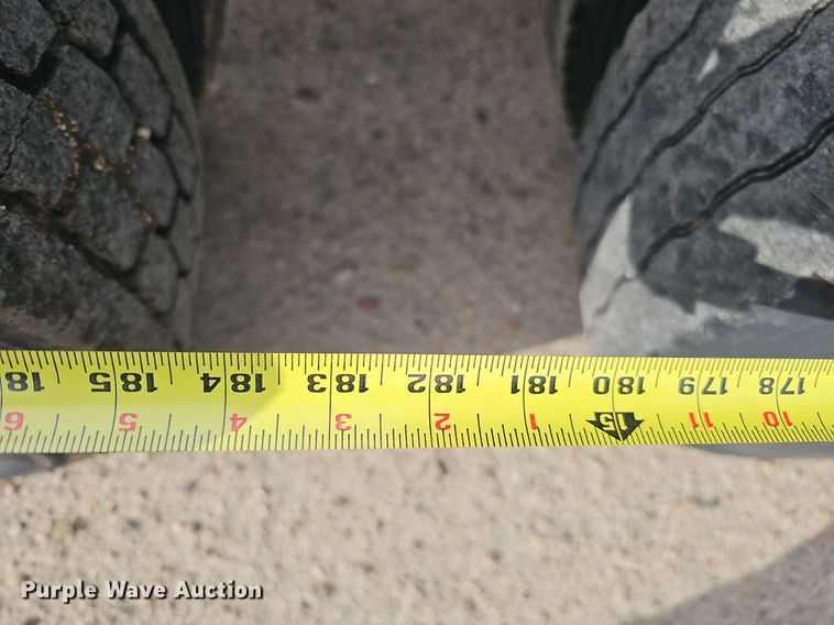 image for item DK0542 2007 Freightliner Columbia semi truck