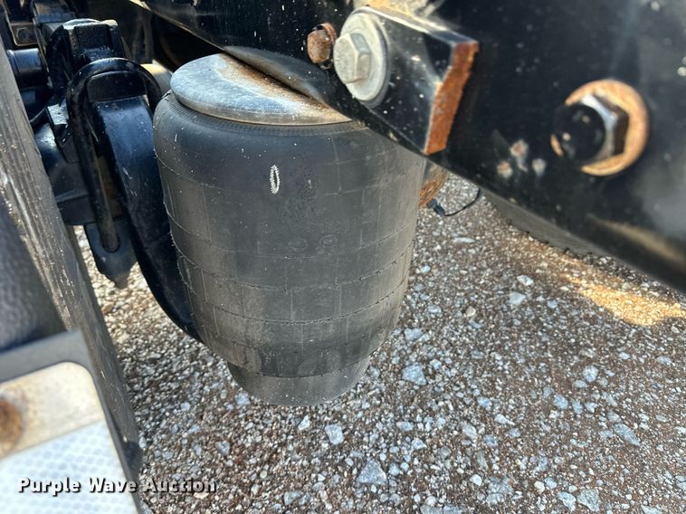 image for item DM2675 2015 Kenworth T660 semi truck