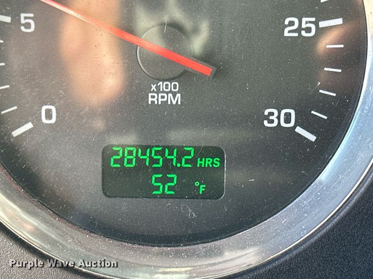 image for item DM2675 2015 Kenworth T660 semi truck