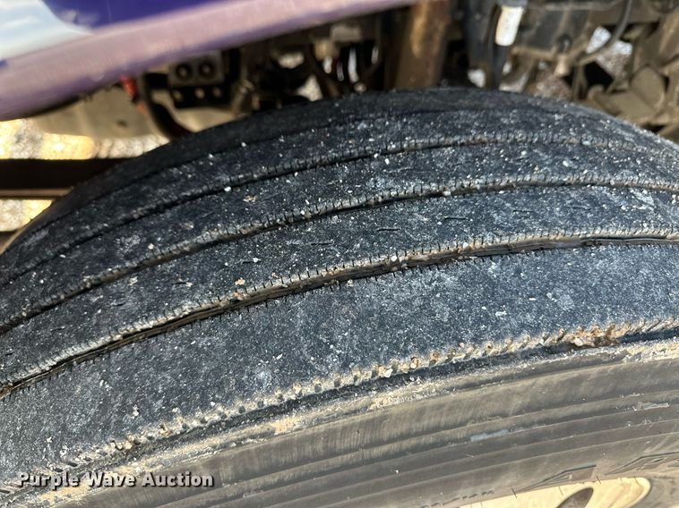 image for item DM2675 2015 Kenworth T660 semi truck