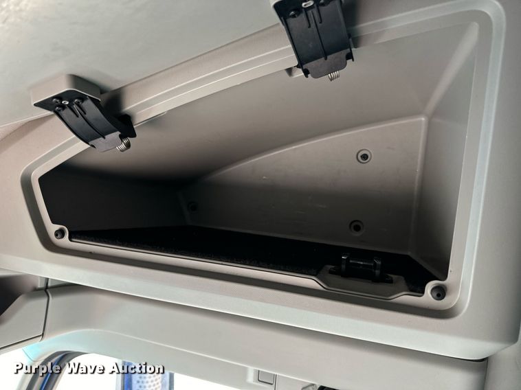 image for item DM2676 2017 Kenworth  T680 semi truck