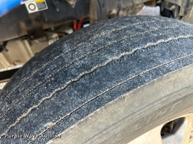 image for item DM2676 2017 Kenworth  T680 semi truck