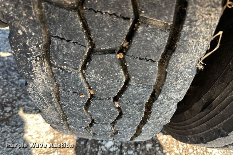 image for item DM2676 2017 Kenworth  T680 semi truck