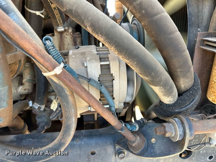 image for item DM2677 1986 International  2375 tank truck