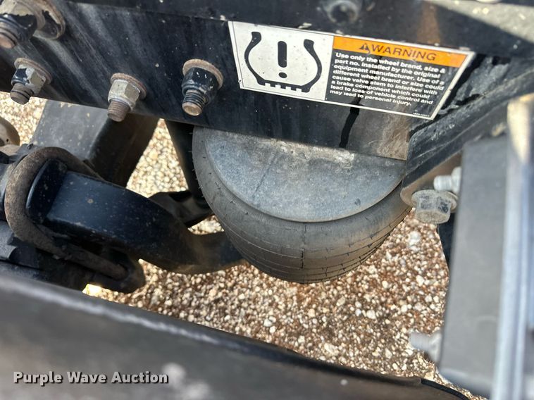 image for item DM2678 2015 Kenworth  T680 semi truck