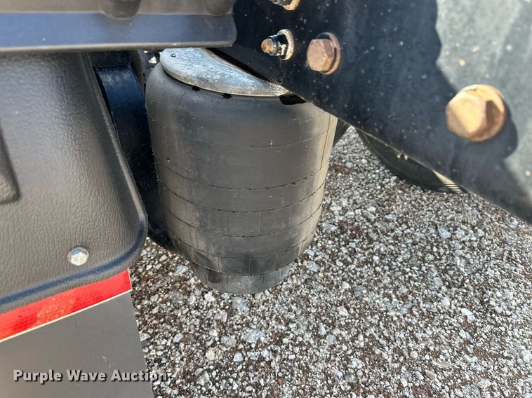 image for item DM2678 2015 Kenworth  T680 semi truck