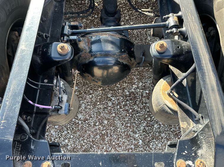 image for item DM2678 2015 Kenworth  T680 semi truck