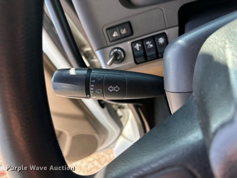 image for item DM2678 2015 Kenworth  T680 semi truck