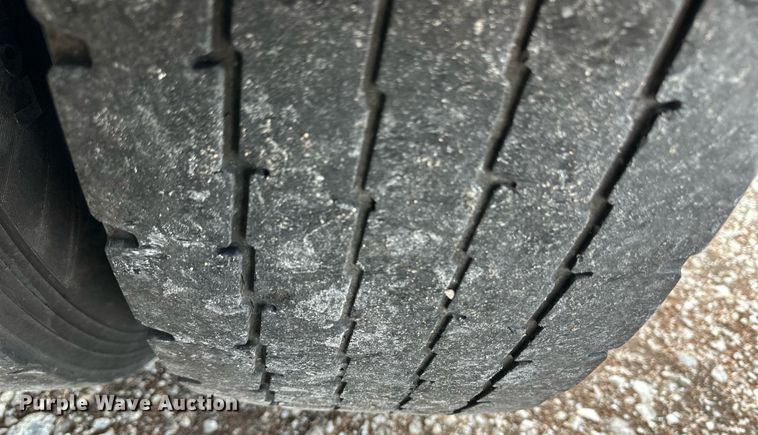 image for item DM2678 2015 Kenworth  T680 semi truck