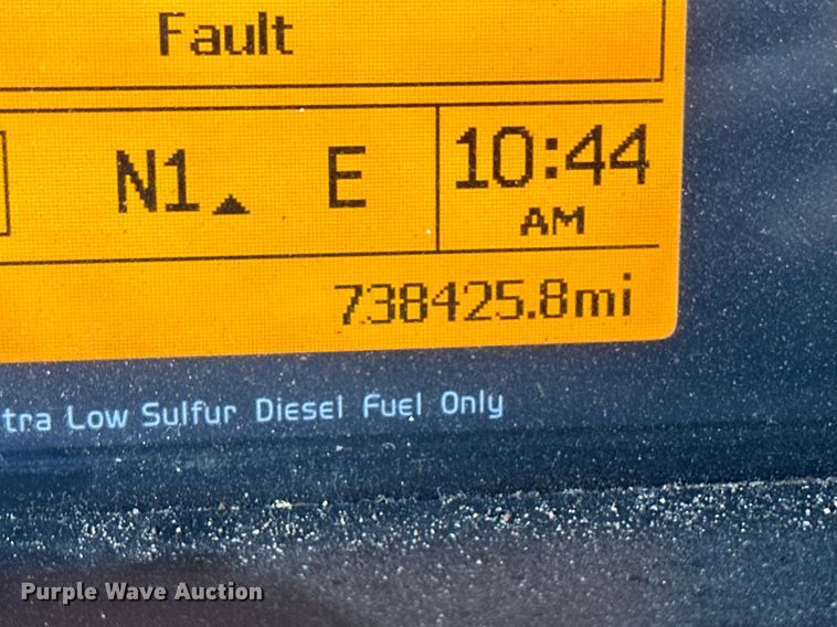 image for item DM2679 2017 Volvo VN Series semi truck