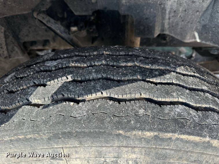 image for item DM2679 2017 Volvo VN Series semi truck