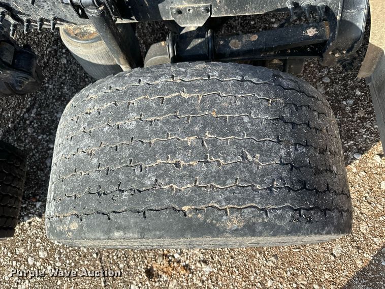 image for item DM2679 2017 Volvo VN Series semi truck