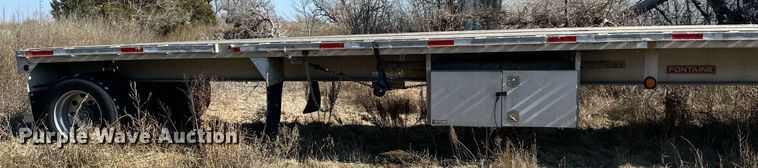 image for item DM2680 2005 Fontaine flatbed trailer