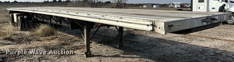 image for item DM2681 2007 Transcraft flatbed trailer
