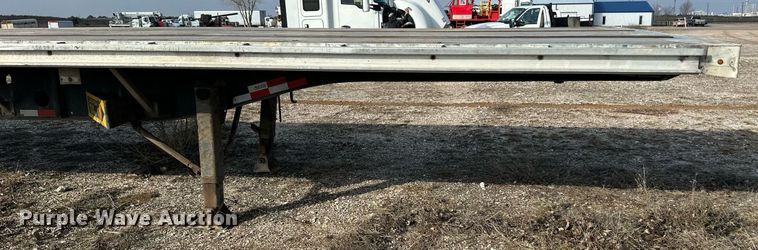 image for item DM2681 2007 Transcraft flatbed trailer