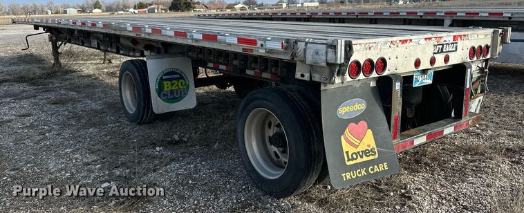 image for item DM2681 2007 Transcraft flatbed trailer