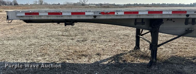 image for item DM2682 2007 Fontaine flatbed trailer