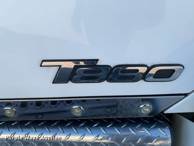 image for item DM7732 2016 Kenworth T880 dump truck