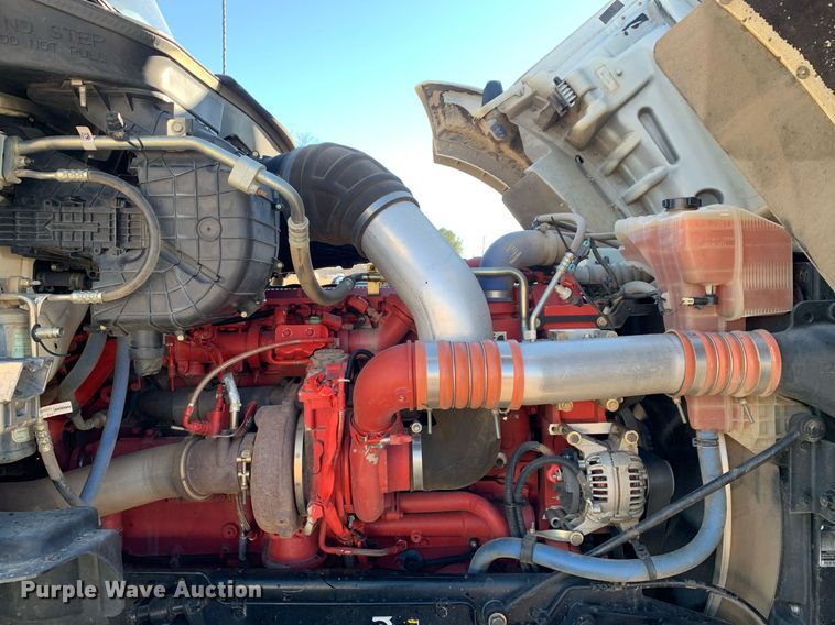 image for item DM7732 2016 Kenworth T880 dump truck