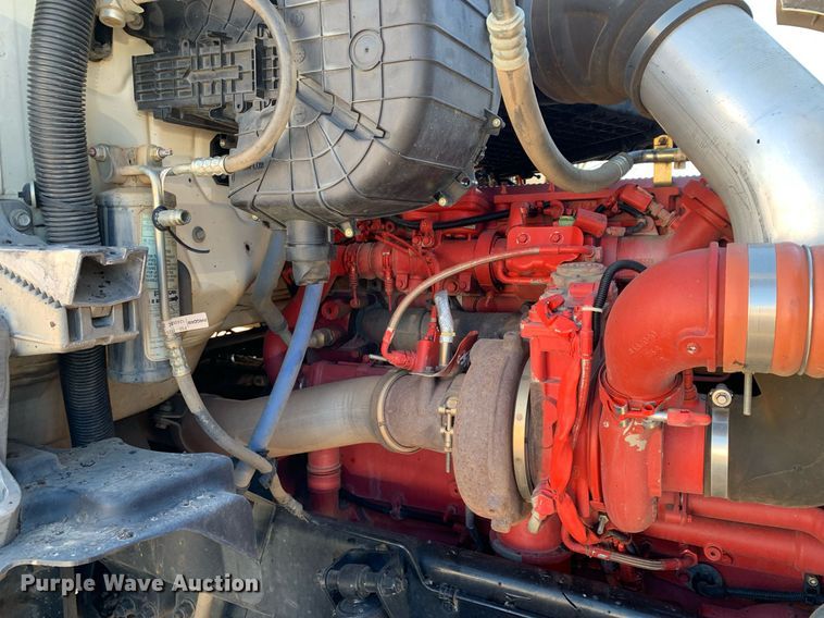 image for item DM7732 2016 Kenworth T880 dump truck