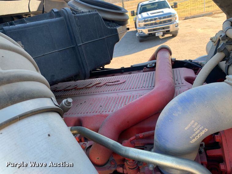 image for item DM7732 2016 Kenworth T880 dump truck