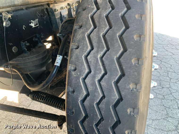 image for item DM7732 2016 Kenworth T880 dump truck