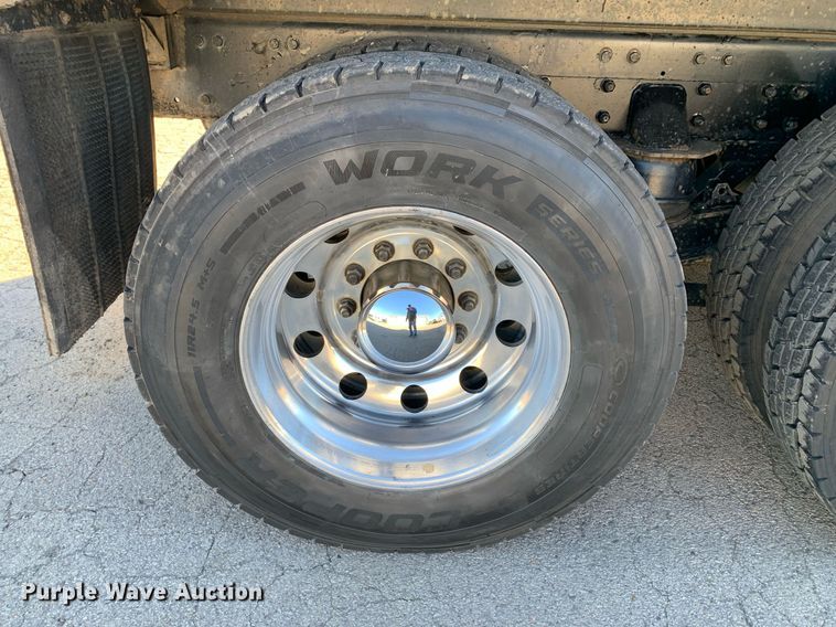 image for item DM7732 2016 Kenworth T880 dump truck