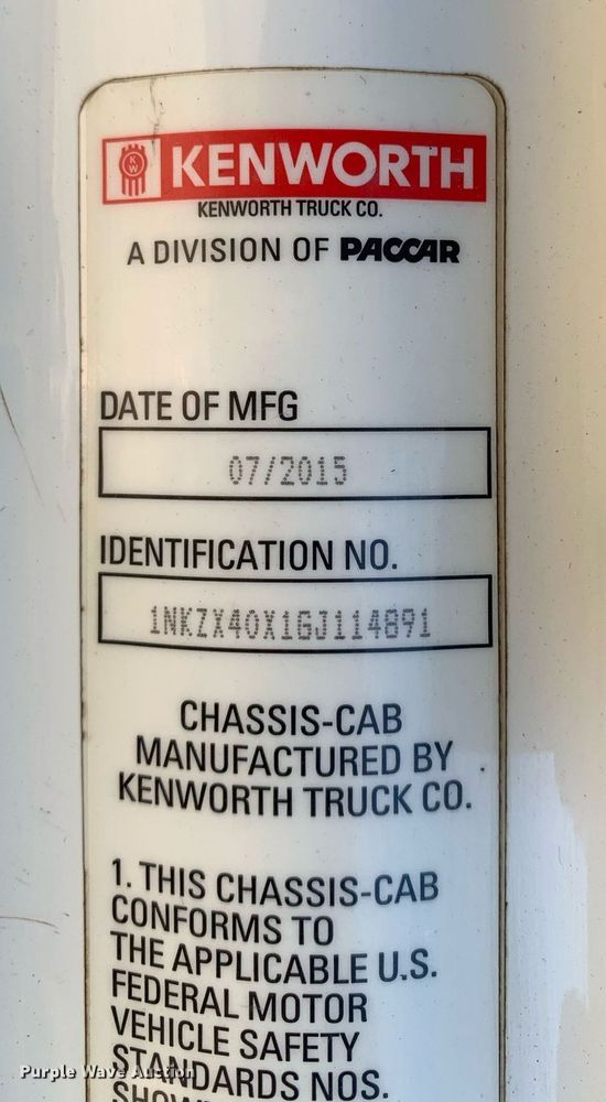 image for item DM7732 2016 Kenworth T880 dump truck