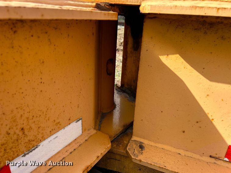 image for item DN0689 Trail King stinger axle extension