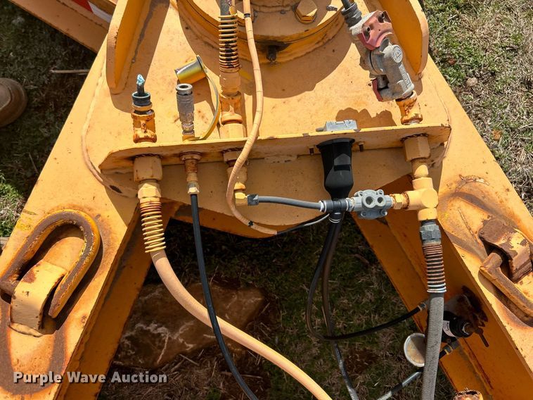 image for item DN0689 Trail King stinger axle extension