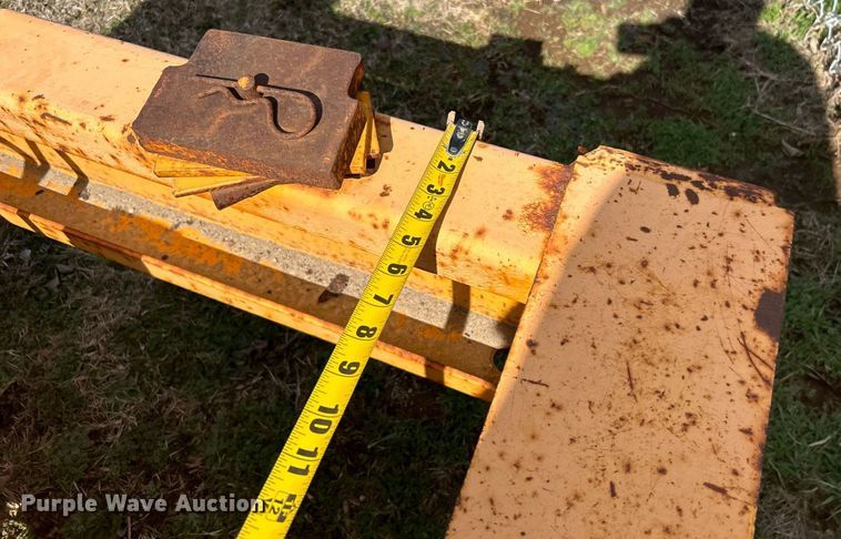 image for item DN0689 Trail King stinger axle extension