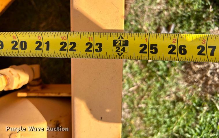 image for item DN0689 Trail King stinger axle extension